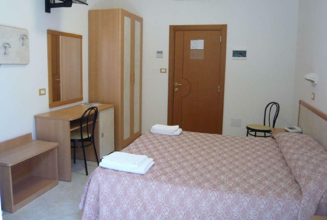 Hotel Calipso Llido Degli Estensi Exteriér fotografie