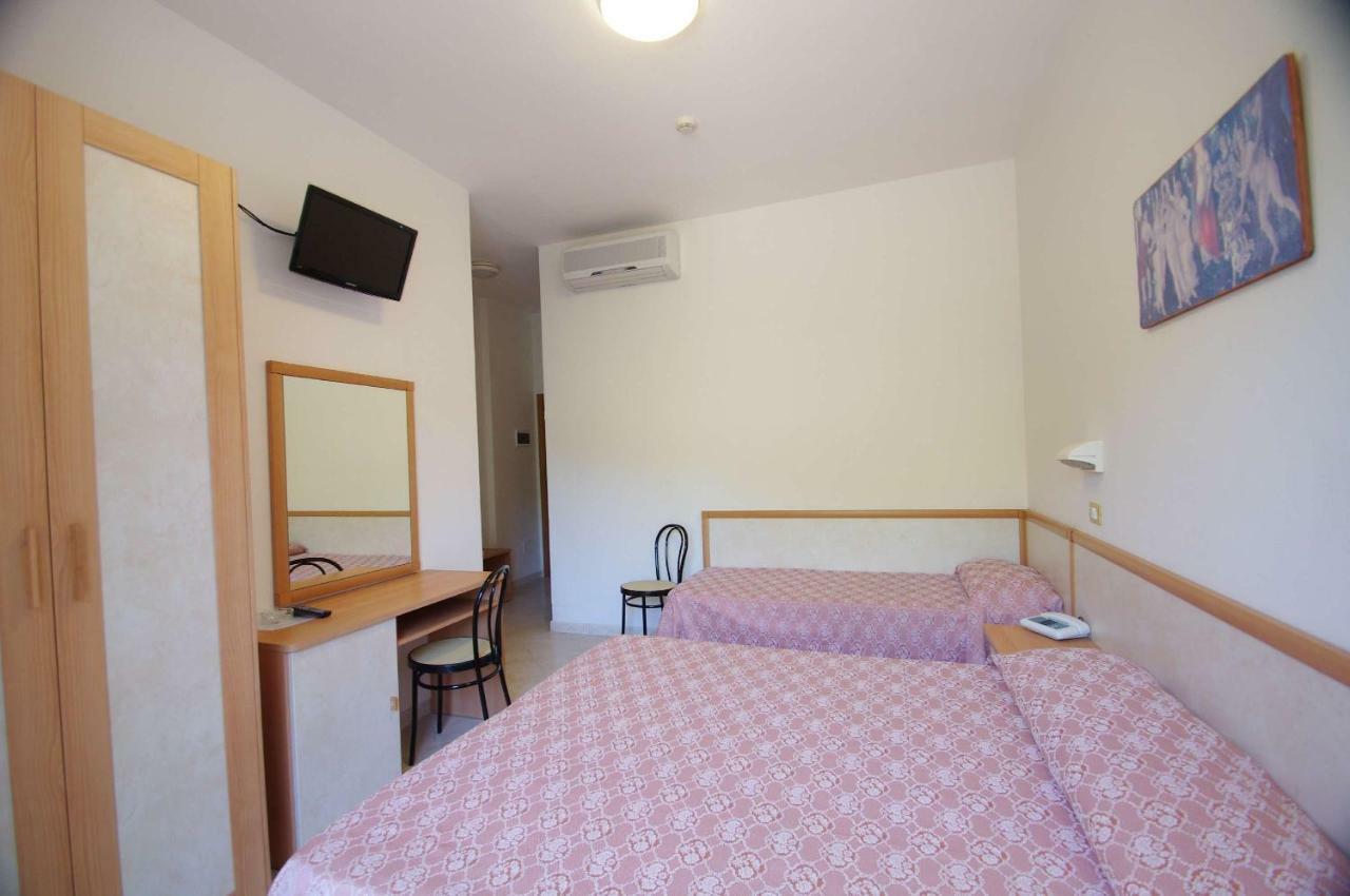 Hotel Calipso Llido Degli Estensi Exteriér fotografie