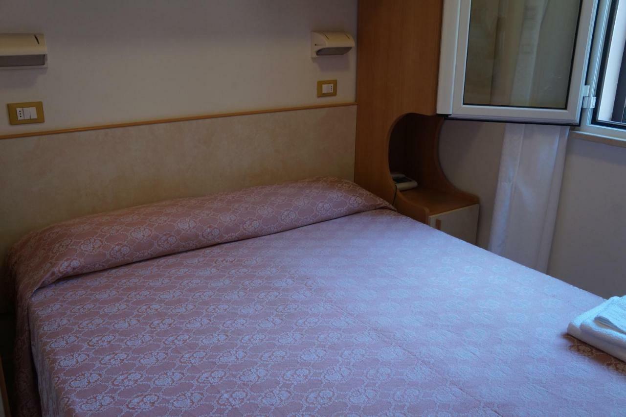Hotel Calipso Llido Degli Estensi Exteriér fotografie